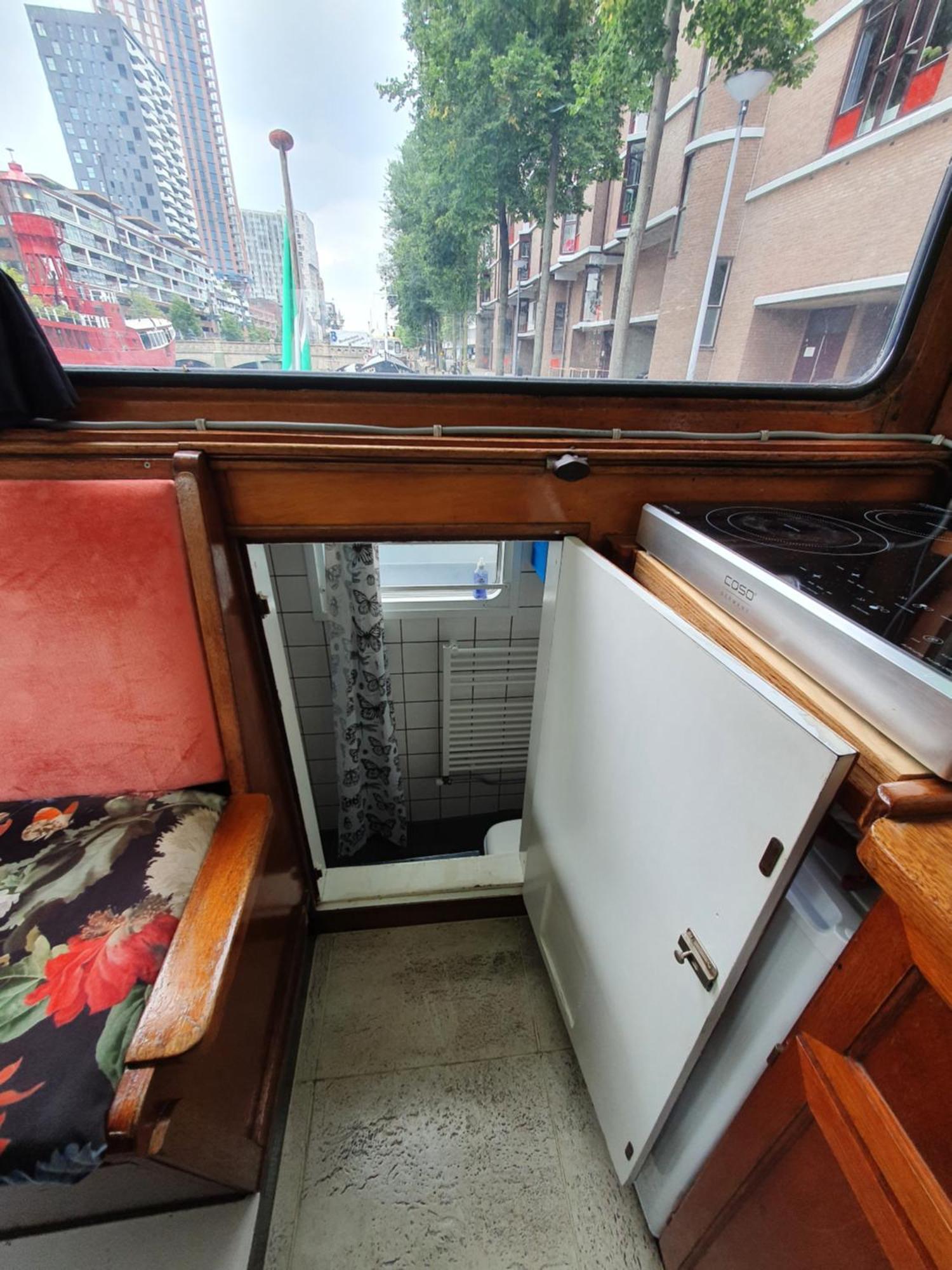 Houseboat Holiday Apartments Ротердам Стая снимка